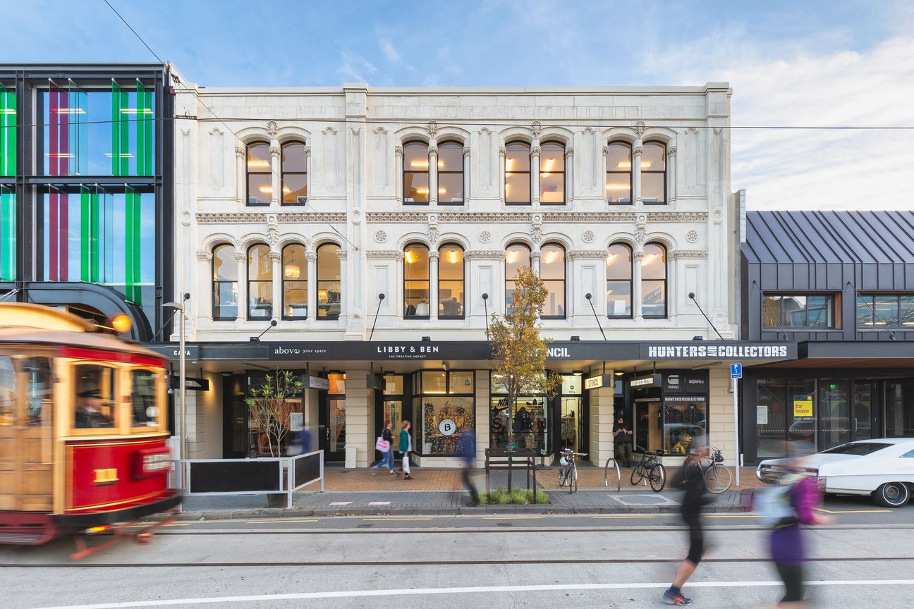 High Street Office for Four - Mehr
