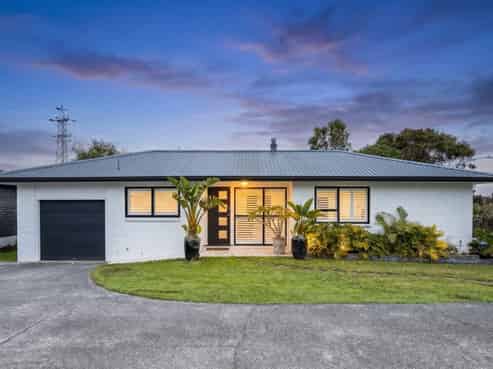30A Hiwihau Place, Glenfield