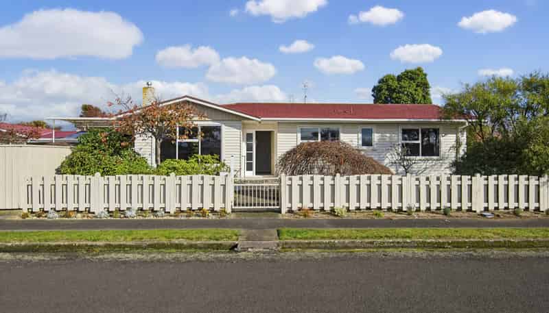 2 Grey Street, Levin