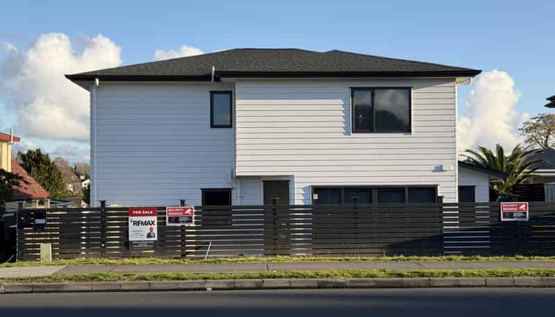59 Great South Road, Papakura