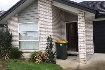  10 Rainsford Road, Pukekohe