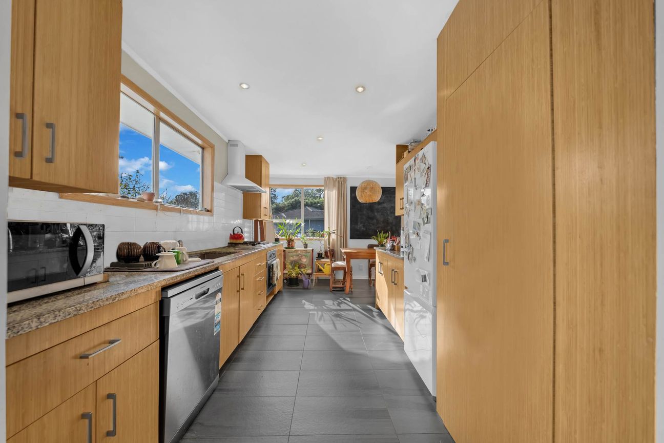 Charming Home + Bonus Self Contained Sleepout – další