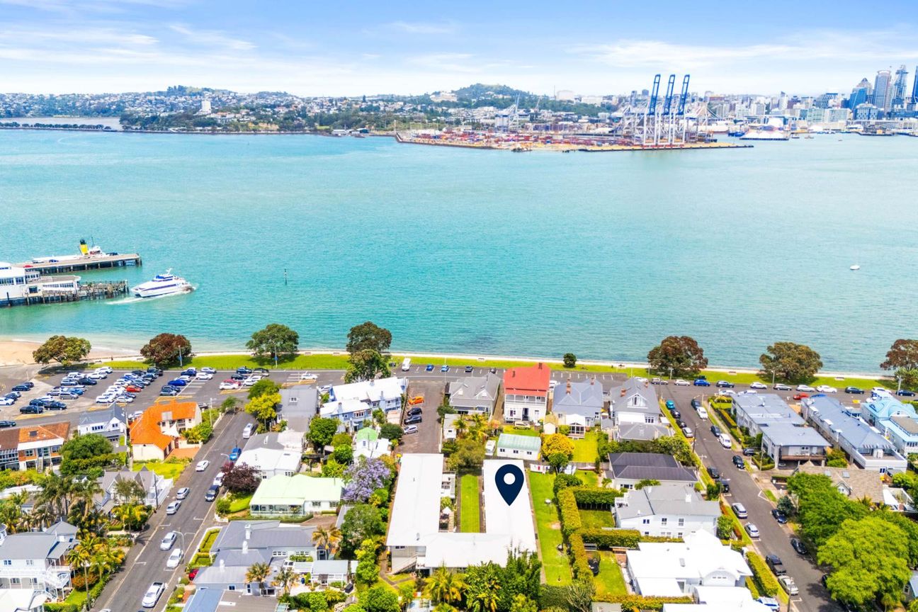 Carefree Devonport Living, Walk to Everything! - Vista 2