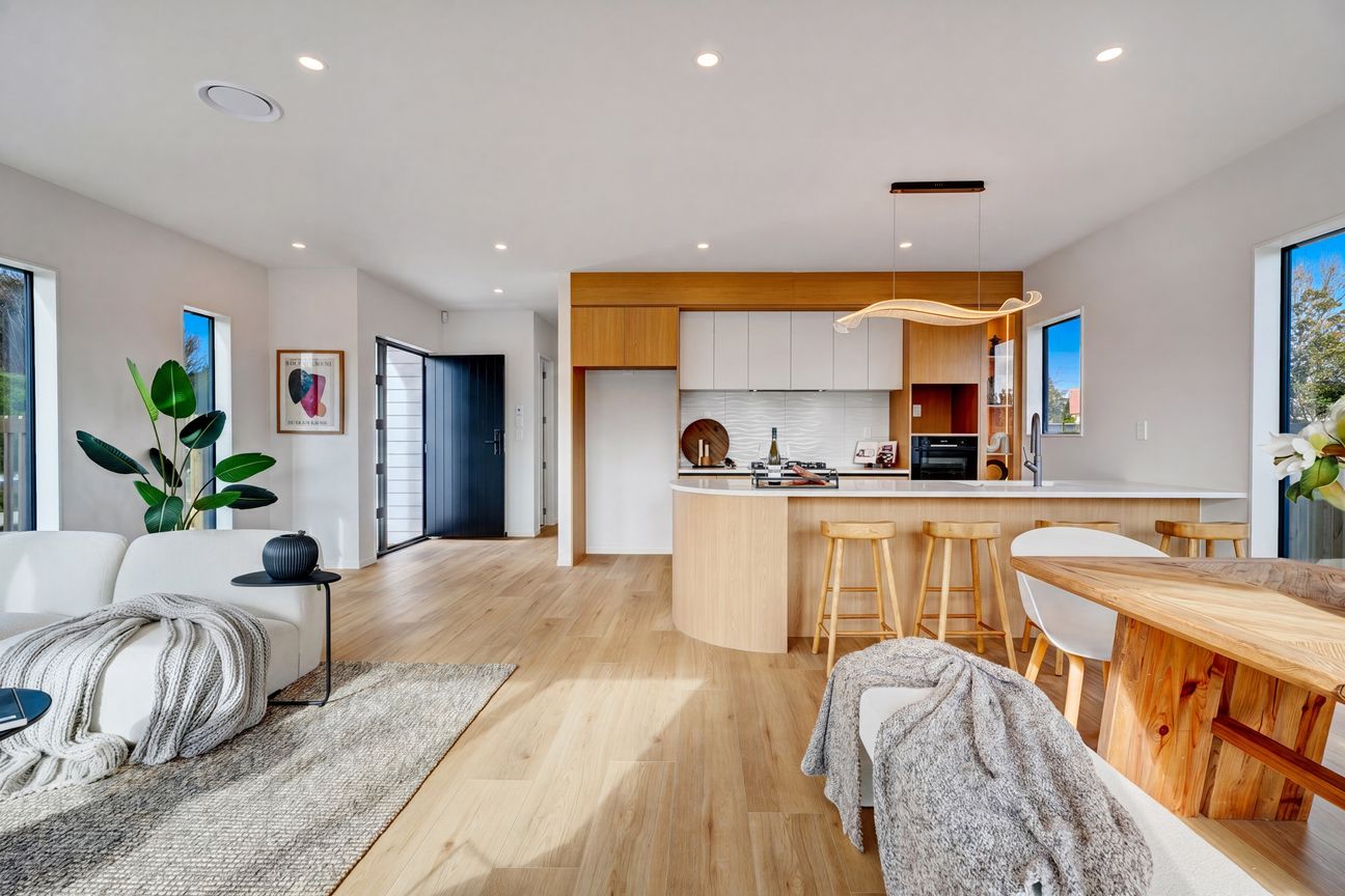 Stand-Alone Home With Double Garage - Widok 4