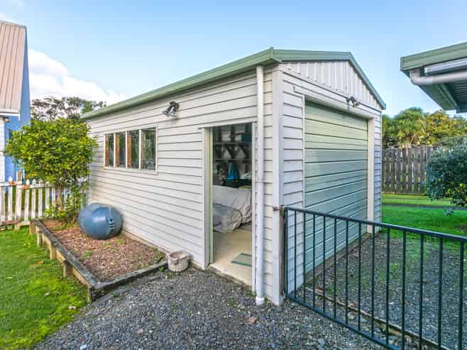 160 Lillis Lane, Thames