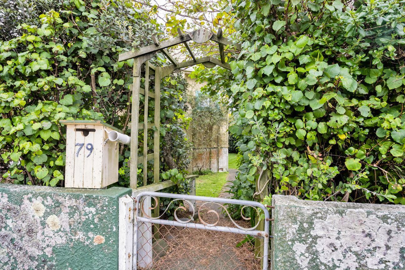 Renovate Or Rebuild - Potential Plus In Fitzroy - Widok 2