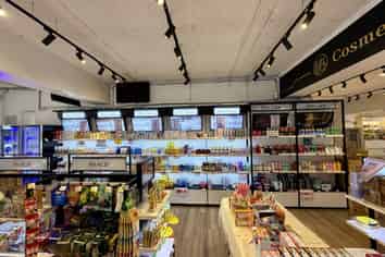 Prime Dominion Road Corner + Hospo Option | 336 m2