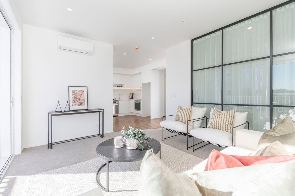 Move In Easy | 2 Years BC Fees Covered - Vista 6