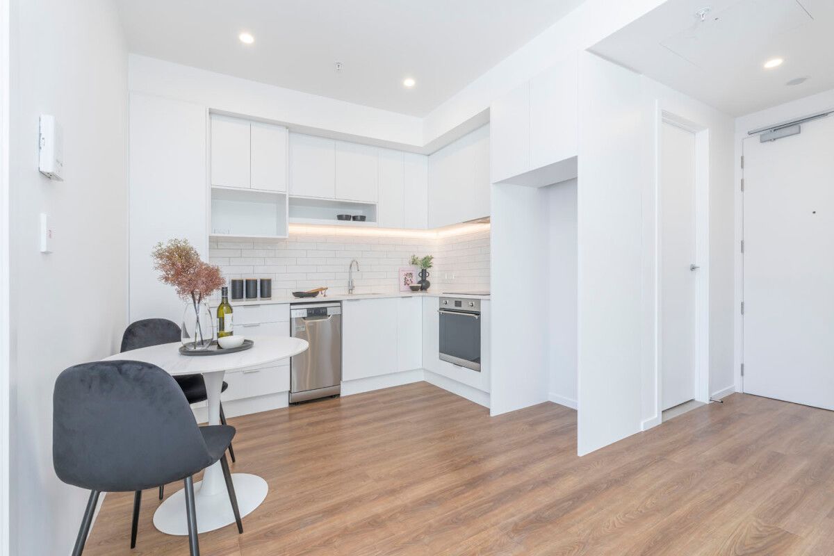 Move In Easy | 2 Years BC Fees Covered - Altro