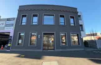 Cool Premise - Ex Cafe - Blank Canvas
