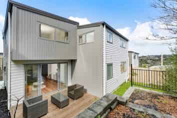 32B Gulf View Road, Murrays Bay