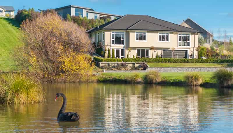 12 Avignon Place, Fairhall