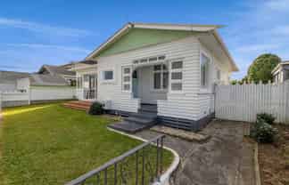 33 Beach Street, Fitzroy