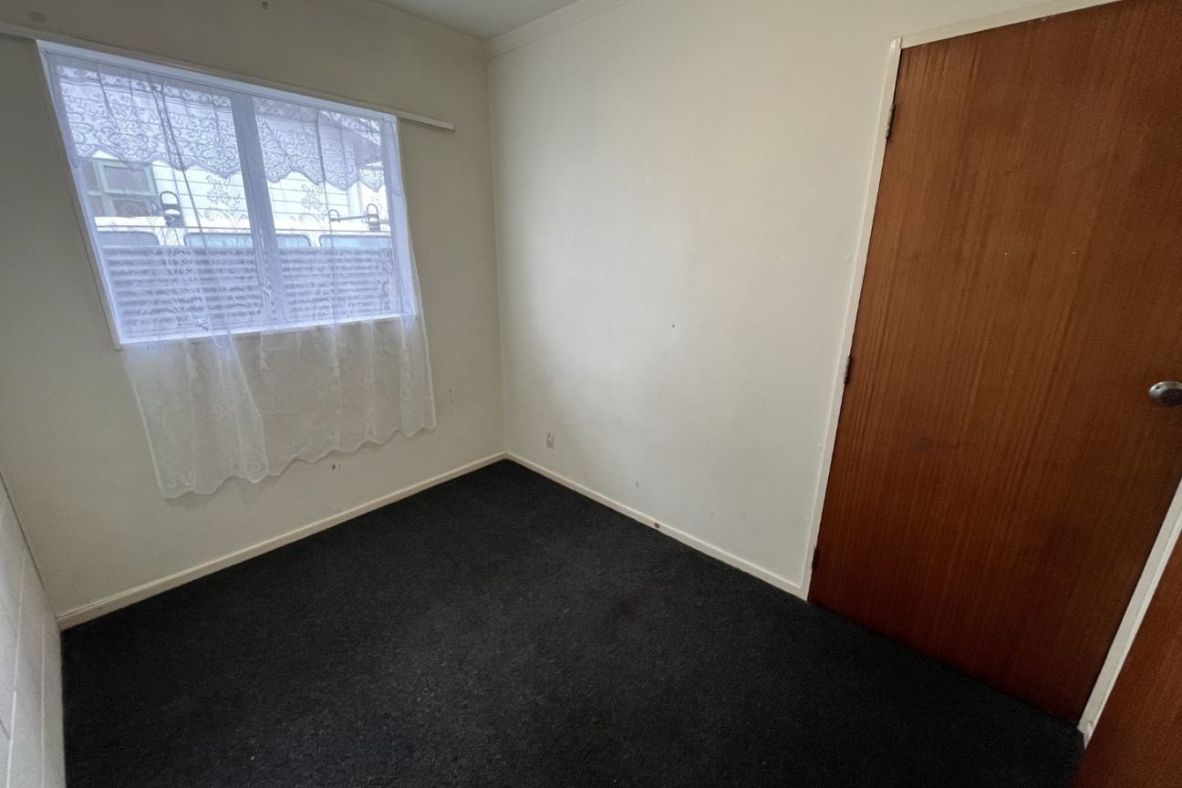 TWO BEDROOMS - TERRACE END - Mehr
