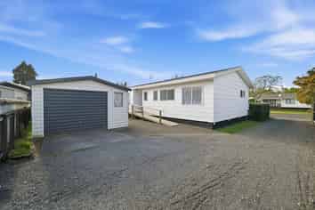 41 Aquarius Drive, Kawaha Point