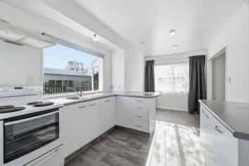 41 Aquarius Drive, Kawaha Point