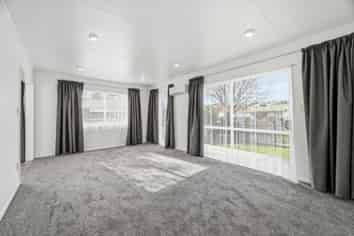 41 Aquarius Drive, Kawaha Point