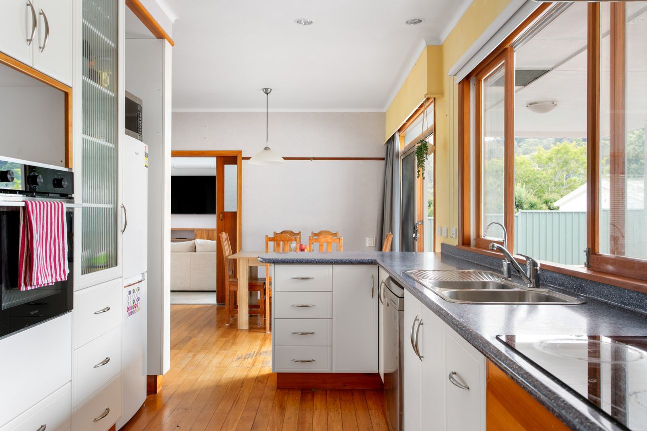 Large Family Home w/ Pool! - Widok 5
