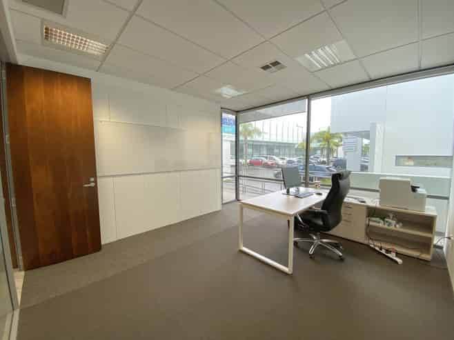 Outstanding Albany office