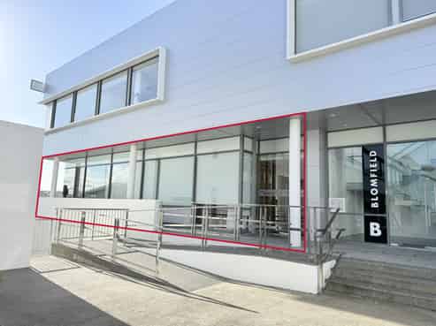 Outstanding Albany office