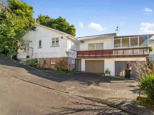 14 Budock Road, Hillsborough