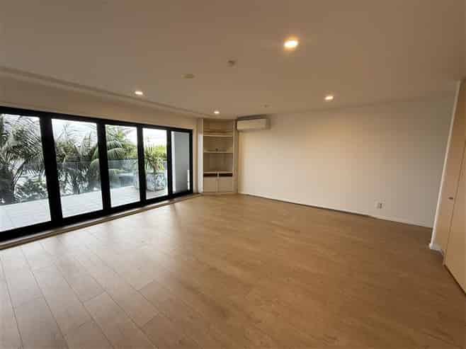 1C/221 Great North Road , Grey Lynn