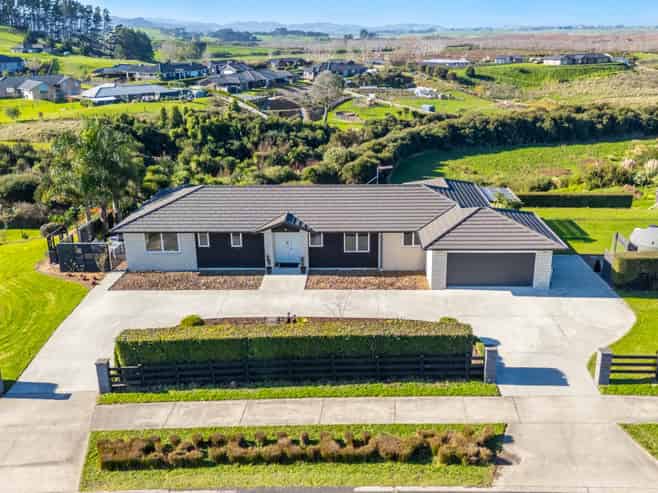 43 Te Ara Aukati Terrace, Pokeno