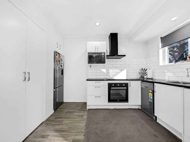 2/14 Bendale Place, Papatoetoe