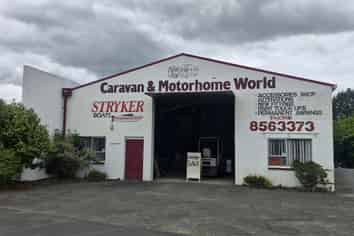 For Lease - Versatile industrial warehouse