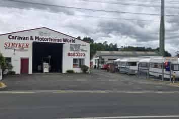 For Lease - Versatile industrial warehouse