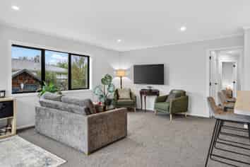 3 Huia Way, Featherston