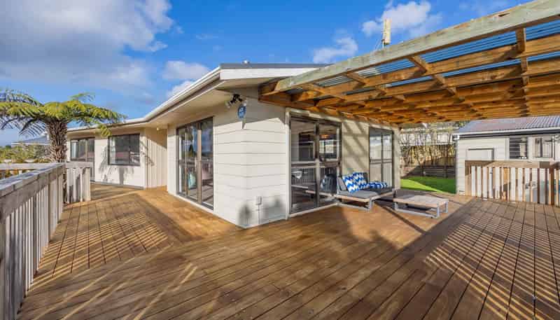 12  Camphora Place, Ranui