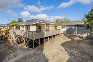 12  Camphora Place, Ranui