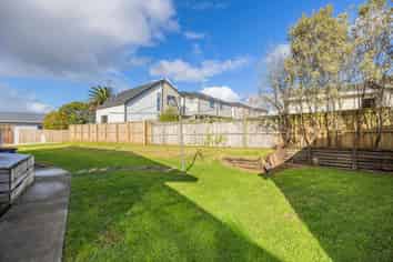 12  Camphora Place, Ranui