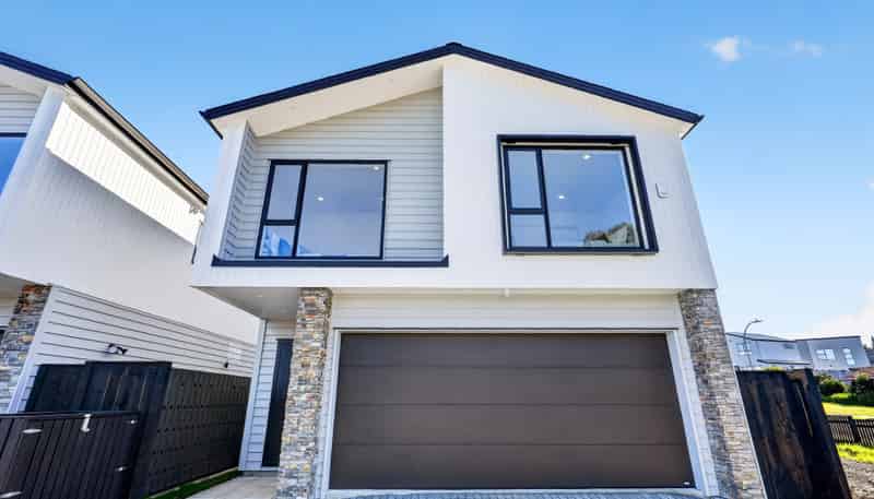 Lot 2&3/31 La Perouse Street, Botany Downs