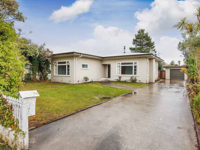 25 Liverpool Street, Takaro