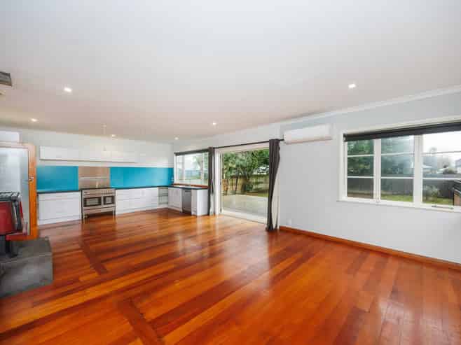 25 Liverpool Street, Takaro