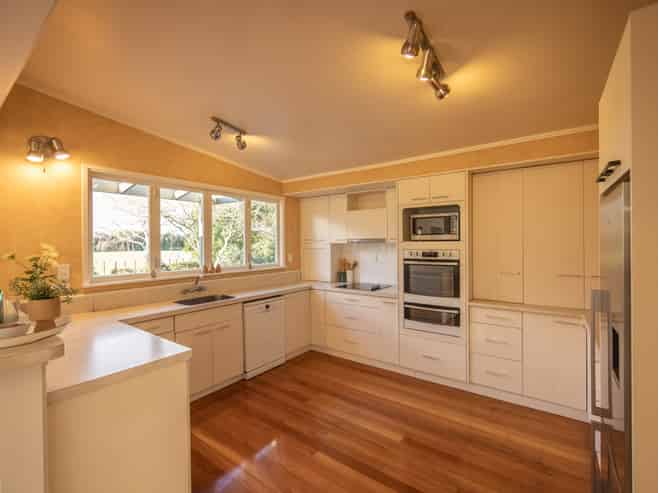 36 Durie Road, Aorangi