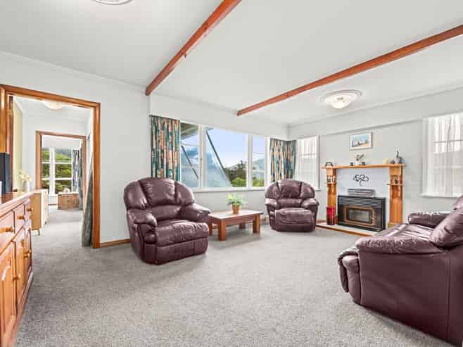 43 Moores Valley Road, Wainuiomata