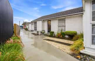 3/89 Hills Road, Edgeware