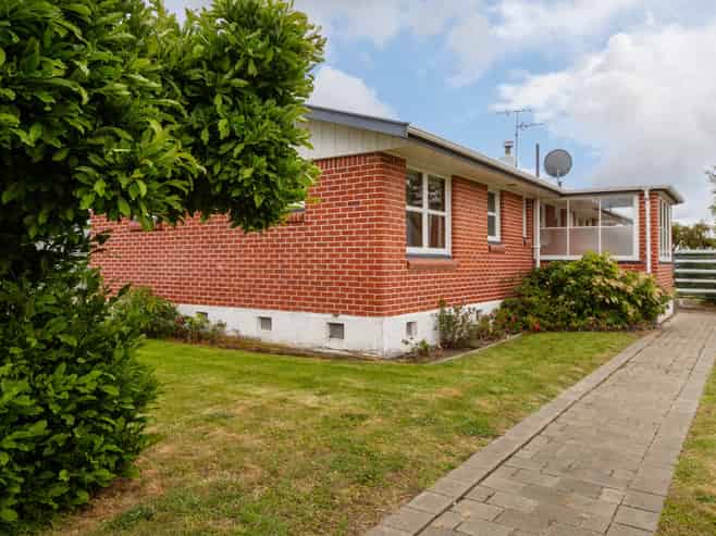 108 Cleghorn Street, Redwoodtown