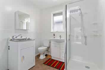 1/135 Titirangi Road, New Lynn