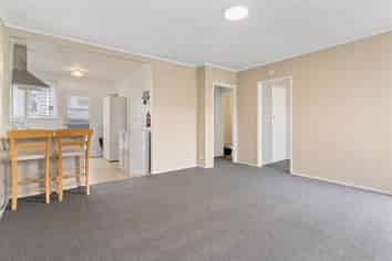1/135 Titirangi Road, New Lynn