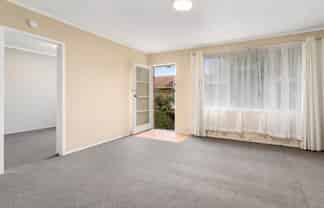 1/135 Titirangi Road, New Lynn