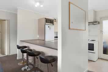 2/102 Harbour Terrace, North Dunedin