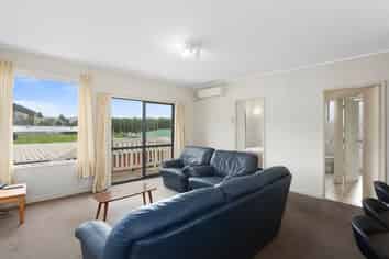 2/102 Harbour Terrace, North Dunedin