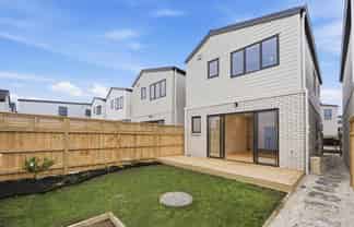 636 Tarapuka Road, Westgate
