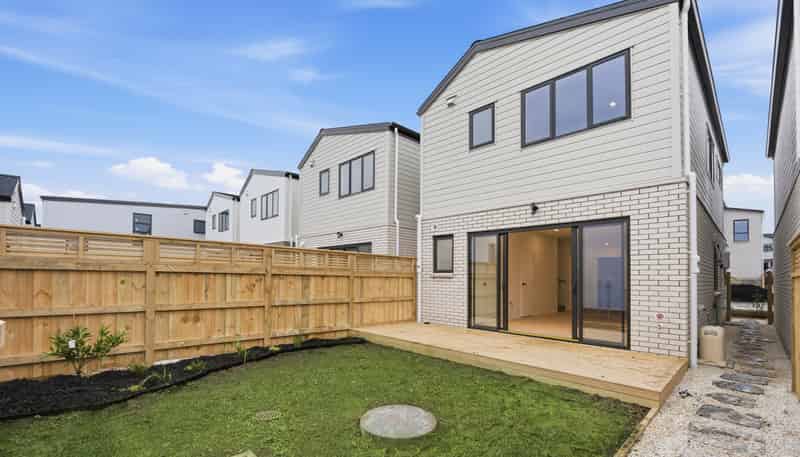 636 Tarapuka Road, Westgate