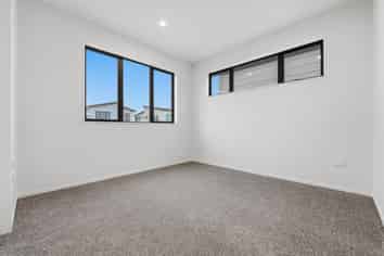 636 Tarapuka Road, Westgate
