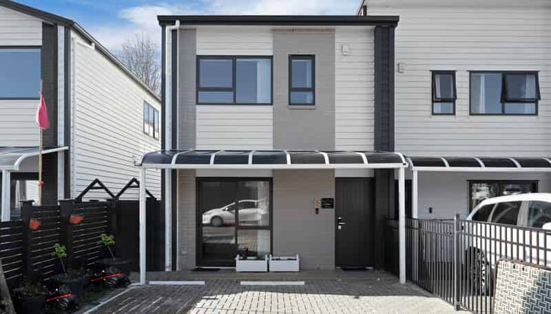 9 Whakaruru Lane, Karaka